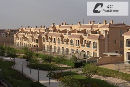 اقل سعر فيلا تاون هاوس للبيع 240م استلام فوري برايم لوكيشن اوبن فيو في لافيستا سيتي العاصمة الادارية القاهرة الجديدة La vista city New cairo