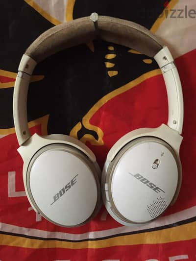 سماعة بوووز اصلية لقططططططة Bose QC35
