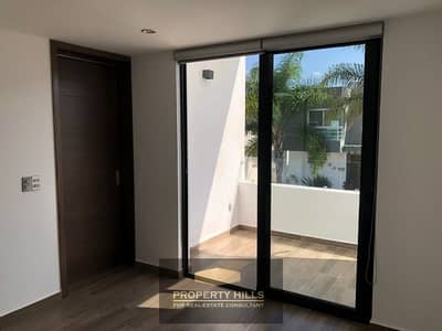 130 SQM Apartment in Kite Residence | Directly in Front of O West | Water Future View | Ready to Move