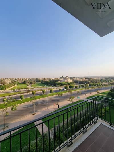 بنتهاوس 209 متر متشطب بالكامل للبيع فى ويست تاون سوديك فيو على لاند سكيب بسعر مميز و تشطيب فندقى