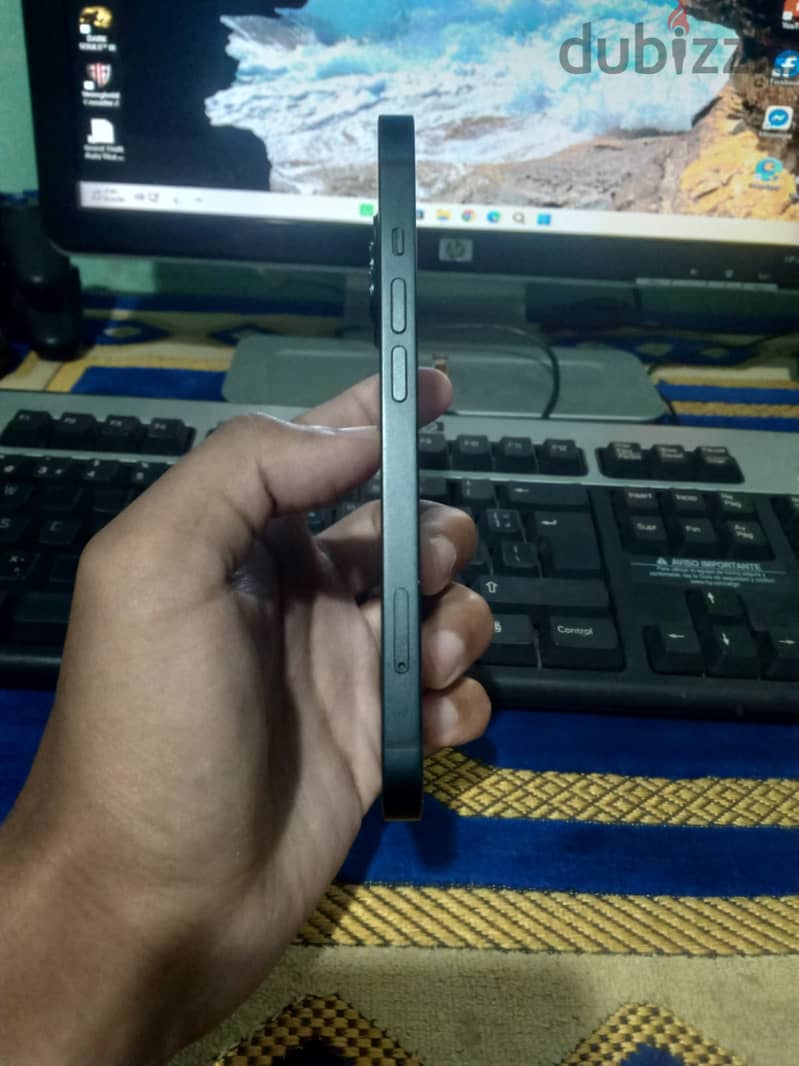 iPhone 13 1