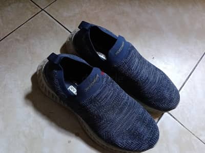 جزمه Skechers اصليه للبيع
