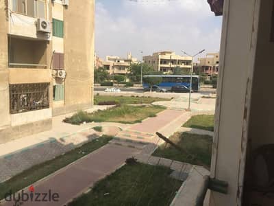 شقة للبيع بمدينة الشروق – الحي المتميز (المنطقة الخامسة)