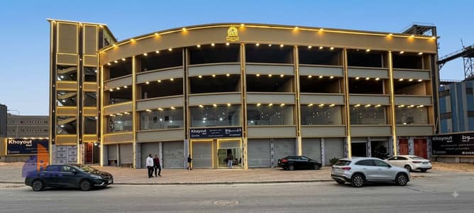 محل تجارى للبيع استلام فورى فى مول الخيوط واجهه على الشارع فى قلب مدينة العبور Obour City