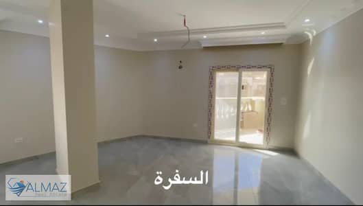 شقة فاضيه 190 متر للايجار ف الأندلس 2 في التجمع الخامس قريب من منطقة النوادي على امتداد شارع التسعين الجنوبي شقة فاضيه 190 متر للايجار ف الأندلس 2 في التجمع الخامس قريب من منطقة النوادي على امتداد شارع التسعين الجنوبي