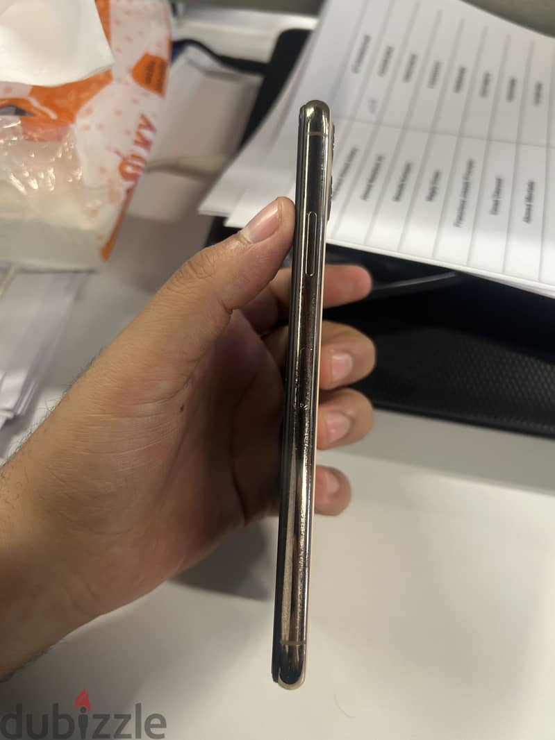 Iphone 11pro max 3