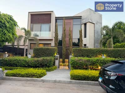 فيلا مستقلة للبيع | ليك فيو | Smart Home | Private Heated Pool