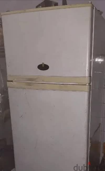 تلاجه كريازى ١٤ بشحن المصنع