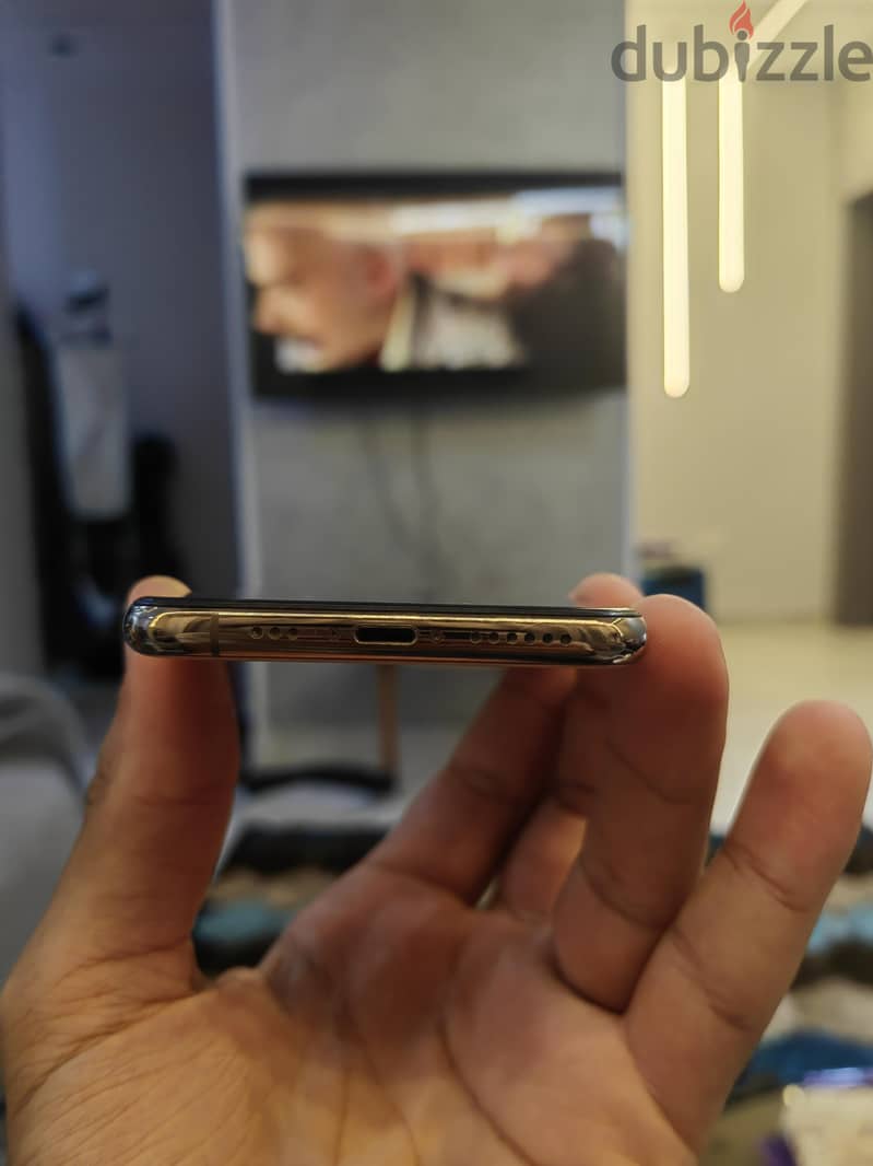 Apple - iPhone XS 2