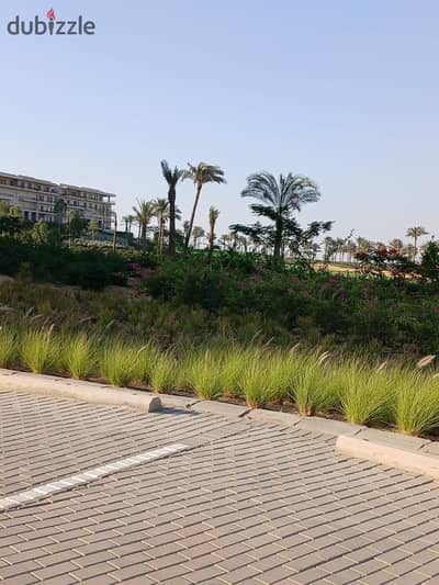 بتشطيب كامل للاستلام الفوري شقة للإيجار بفيو جولف في أب تاون كايرو إعمار المقطم Uptown Cairo Emaar Mokattam