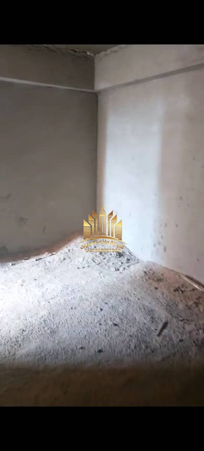 شقة في بالم سيتي النخيل على الطريق الدائري المعادي 115متر  عمارة سمارت دور خامس نصف تشطيب غرفتين نوم وريسيبشن كبير وحمام  مطلوب 2مليون550 نهائي