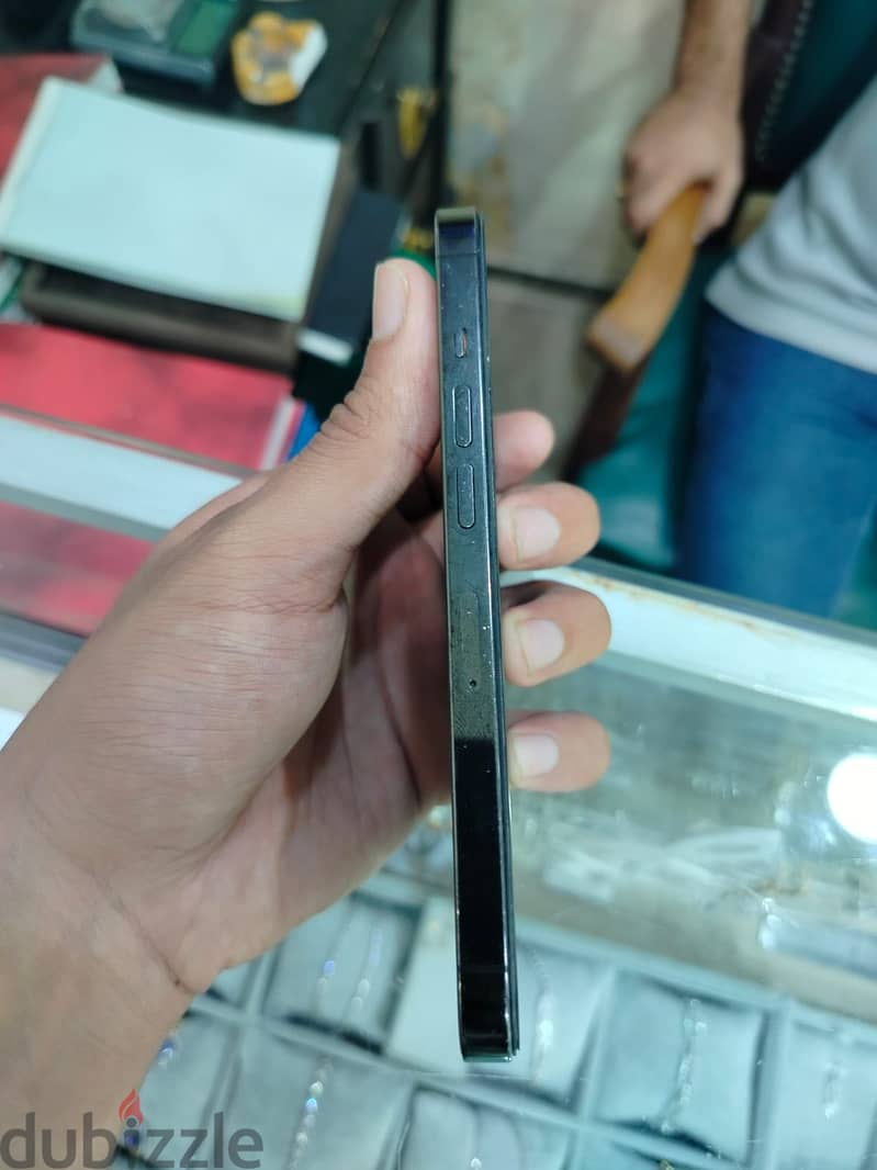 Apple - iPhone 13 Pro 2