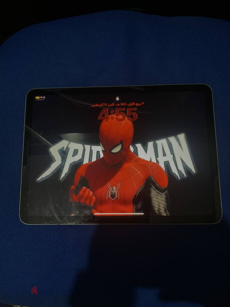 Ipad air gen 4 64gb with box 1