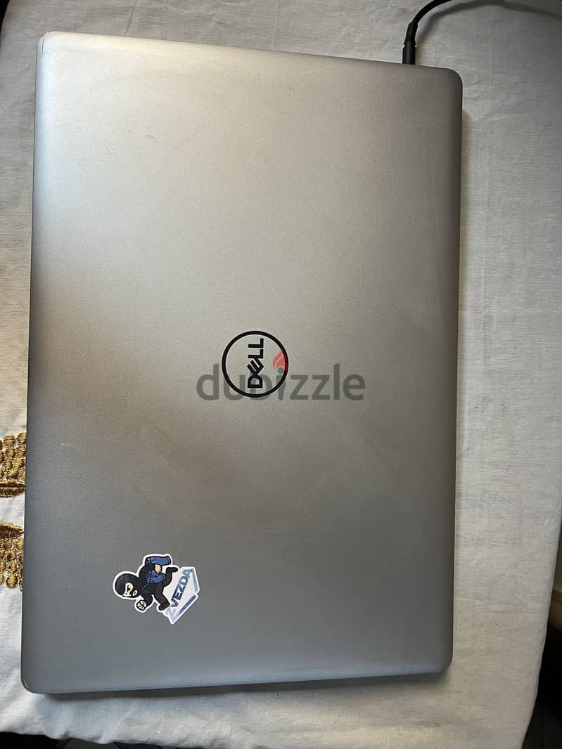 Dell insprion 5570 6