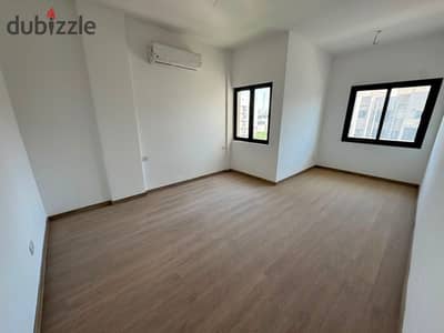 بنتهاوس مميز بالتكيفات للايجار في فيفث سكوير  المراسم القاهره الجديده