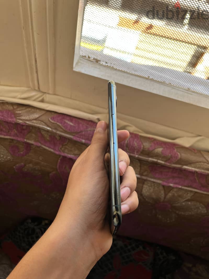 Apple - iPhone 11 Pro Max 5