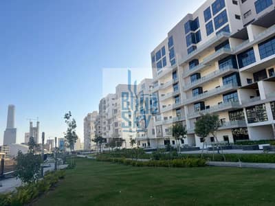 Inspect and take delivery of your fully finished apartment now, and pay the remaining balance in installments over 7 years. It is located in a prime s