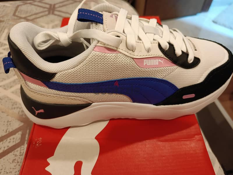 Adidas shose 4