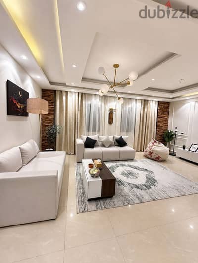 Apartment for Sale in New Cairo شقه للبيع بالتجمع الخامس - حي القضاه
