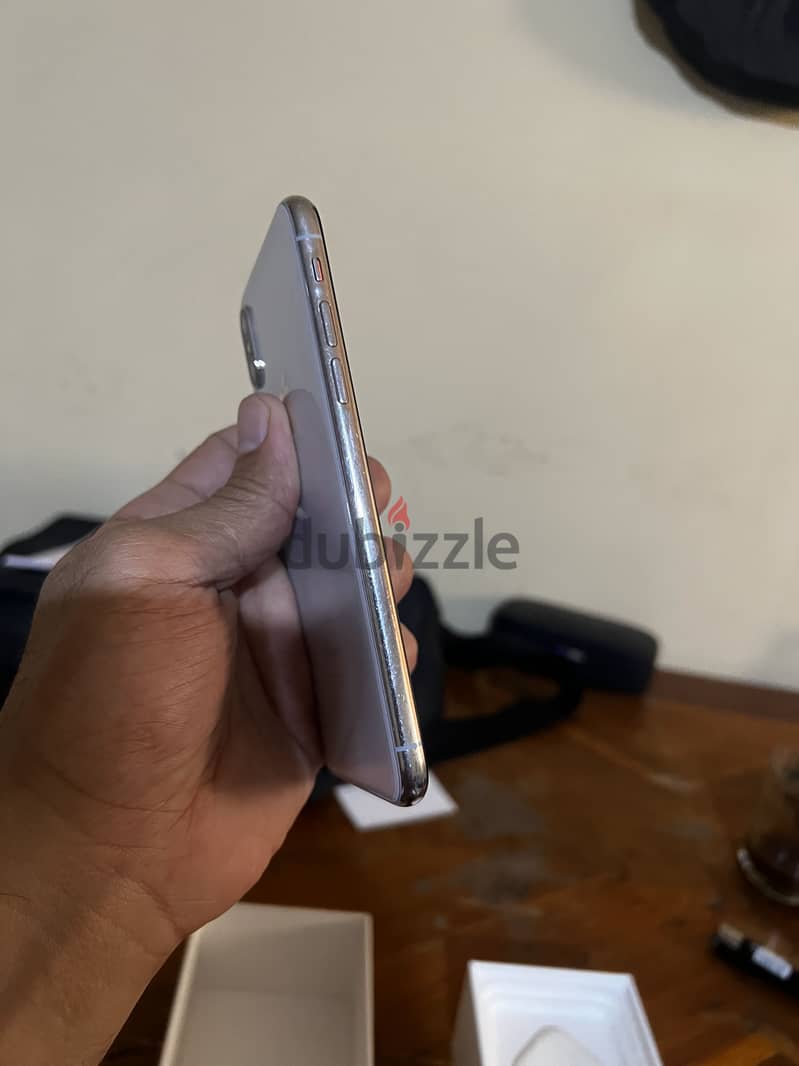 Apple - iPhone X 1