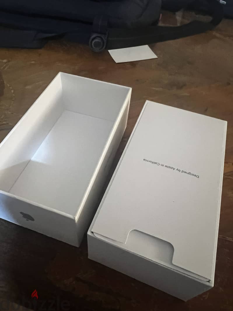 Apple - iPhone X 5
