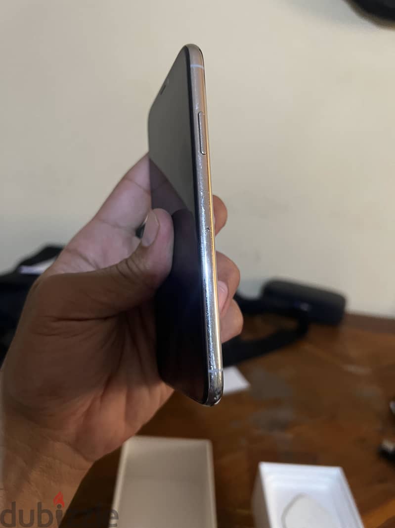 Apple - iPhone X 8