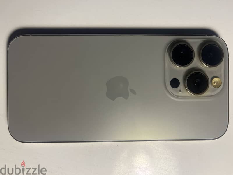 Apple - iPhone 15 Pro 7