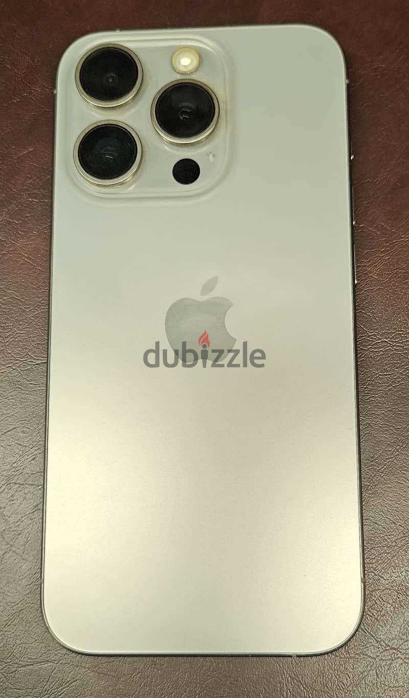 Apple - iPhone 15 Pro 10