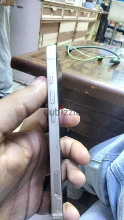 Apple - iPhone 13