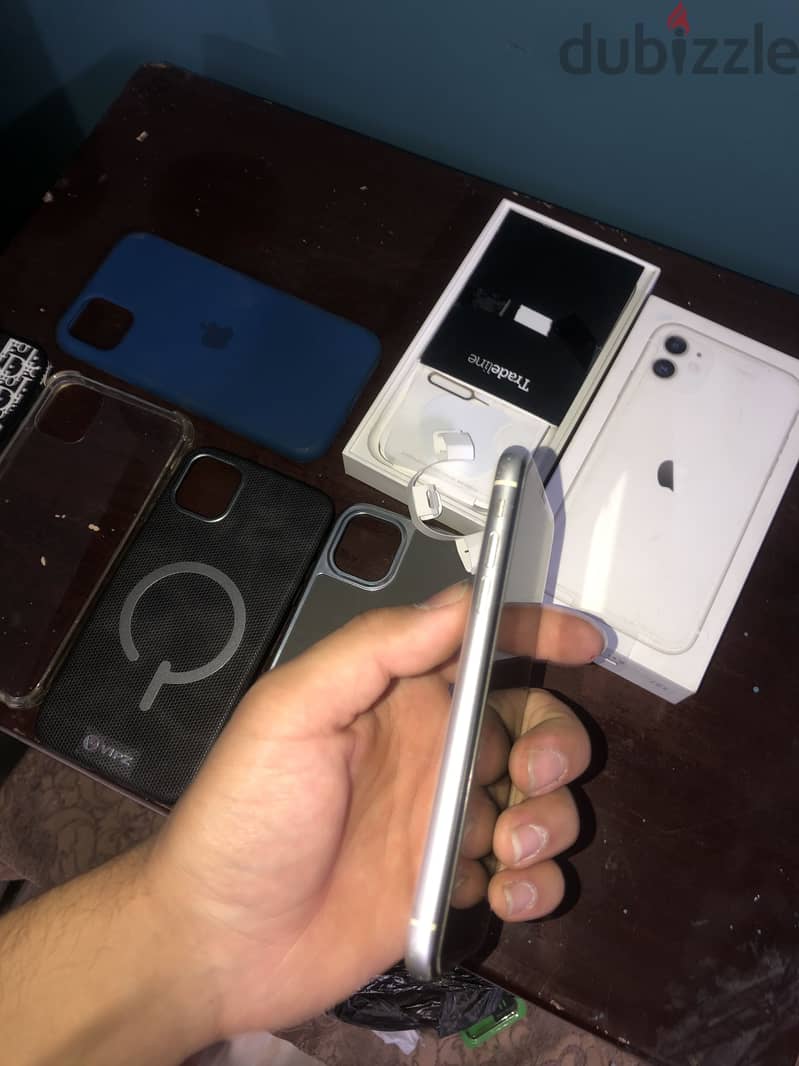 Apple - iPhone 11 1