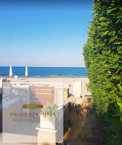 هبيع أميز شاليه استلام فوري متشطبه بالكامل بالتكيفات والمطبخ full sea view