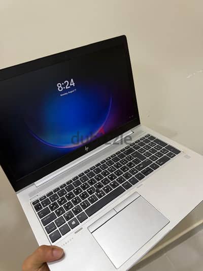 للبيع HP EliteBook 755 G5 بحالة ممتازة - ألومنيوم وشاشة 15.6 بوصة