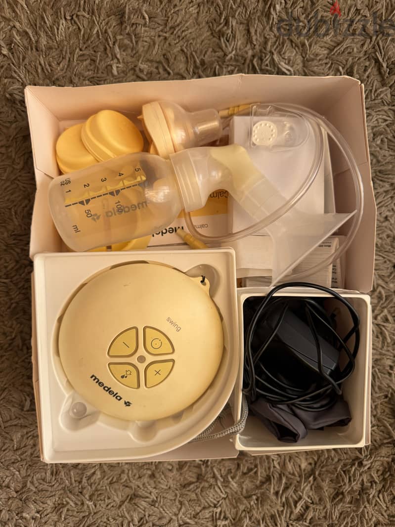 Medela Swing Electric 2-Phase Breast Pump 1
