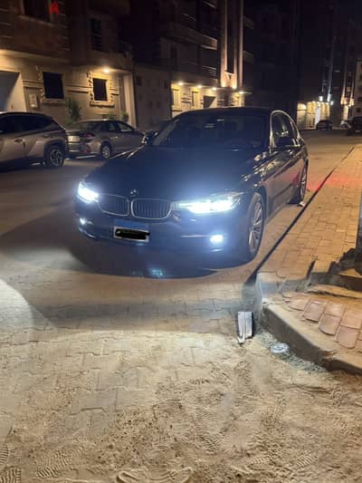 BMW 318 2019