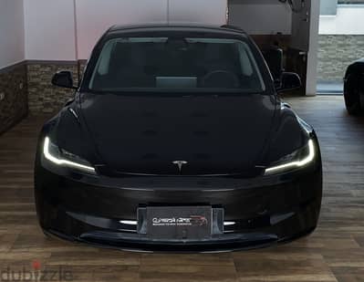 Tesla Model 3 | Model 2024