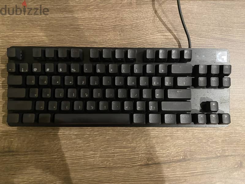 Logitech gaming mouse & keyboard. 2