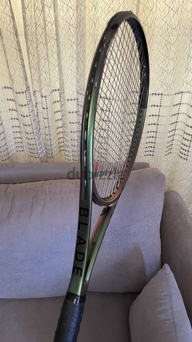 Wilson blade v8 - 98 1