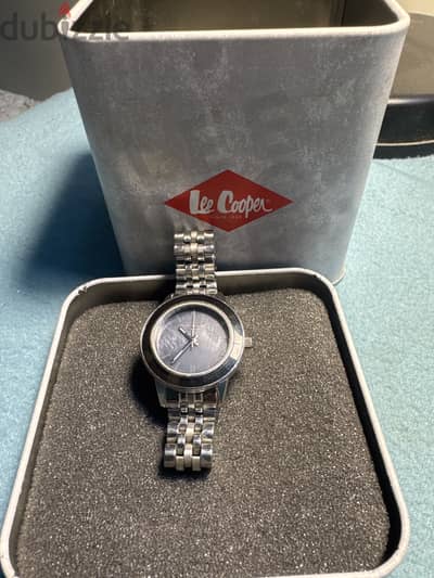 ساعه lee cooper