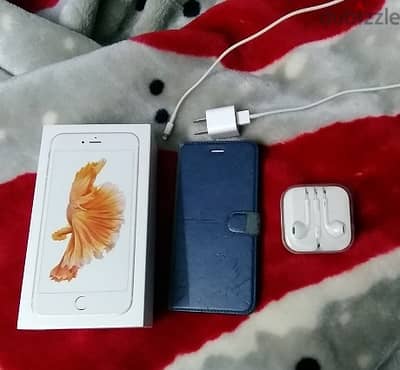 موبايل Iphone 6s plus بكرتونته وكل مشتملاته متبرشمة وجراب وش وظهر