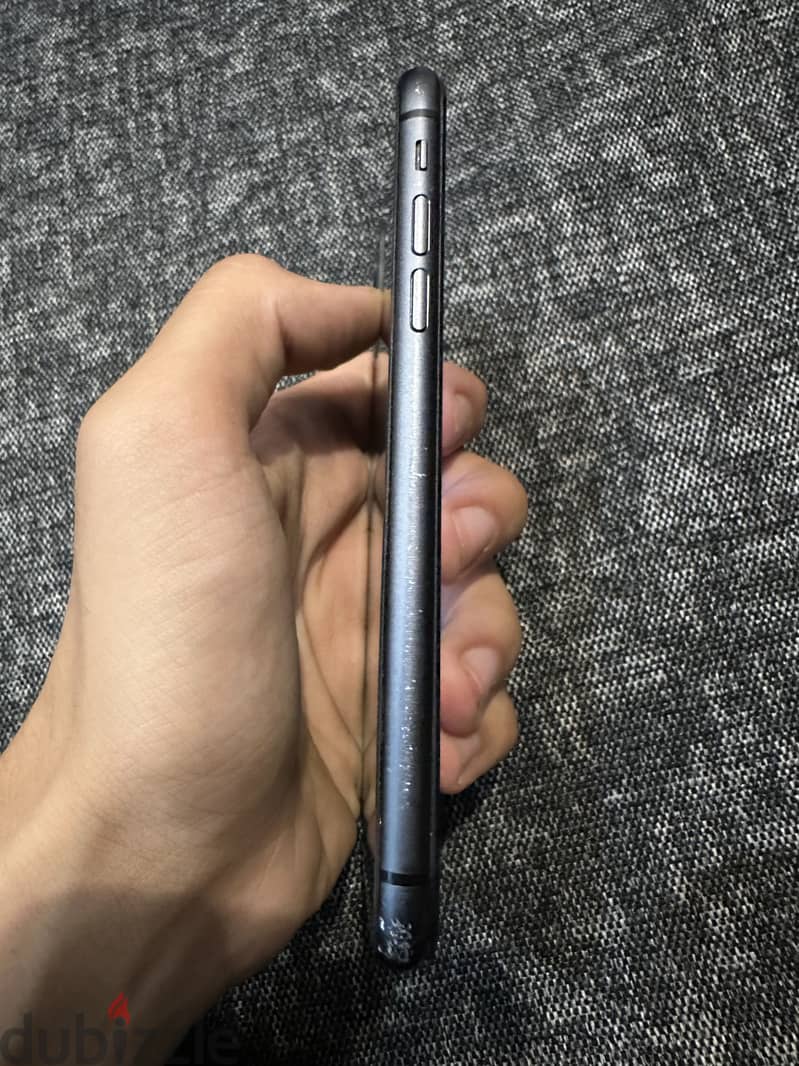 Apple - iPhone 11 4