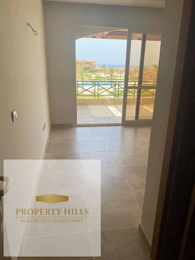 Lowest down payment for immediate sale of a chalet with a special discount from La Vista, first row by the sea, fully finished - La Vista Bay East - North Coast