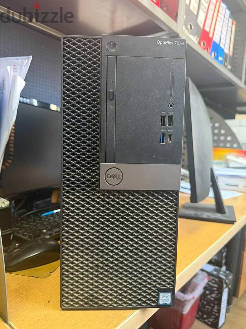 optiplex 7070 & screen 22 dell 2