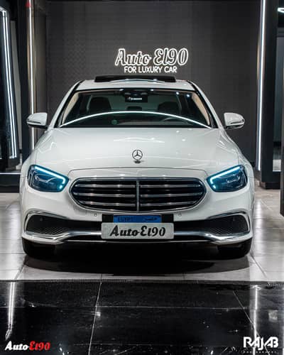 Mercedes-Benz E200 2022