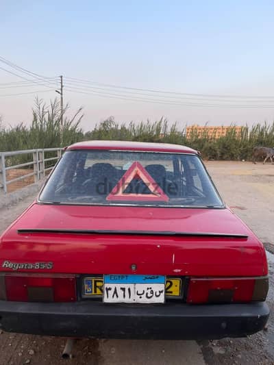 عربيه ريجاتا 85