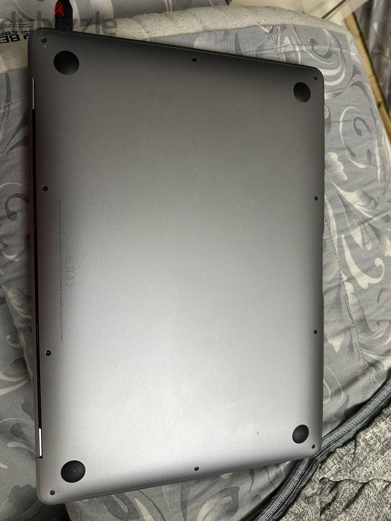 MacBook Air m1 space gray 4