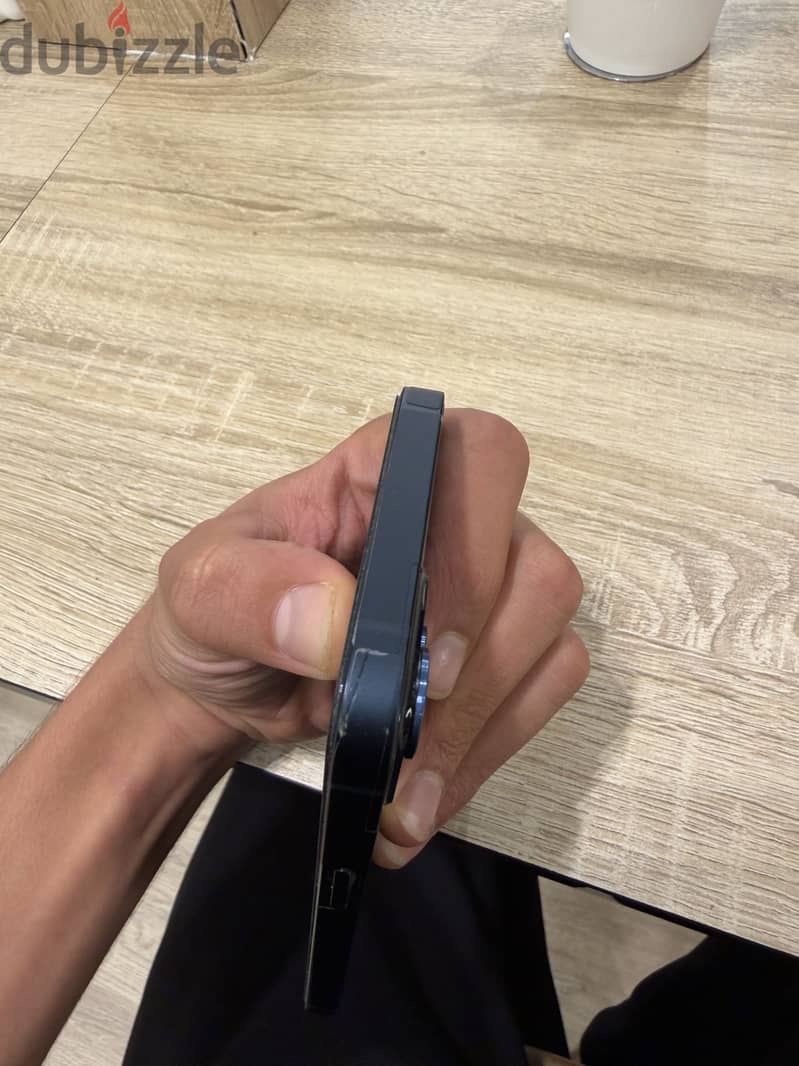 Apple - iPhone 13 2