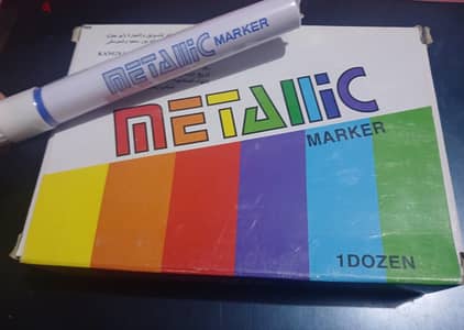 قلم دوكو للسيارات والكتابة Marker Metallic كورى اصلى