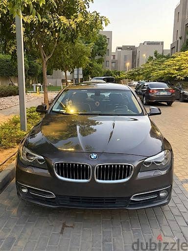 BMW 520 2017 - Luxury - أول يد
