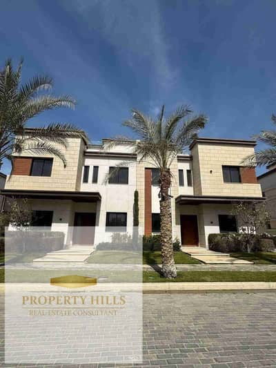 Villa for sale in 5th settlement with 6 rooms and private garage for 2 cars and best discount for the price