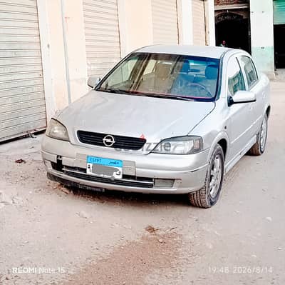 أوبل أسترا 2005